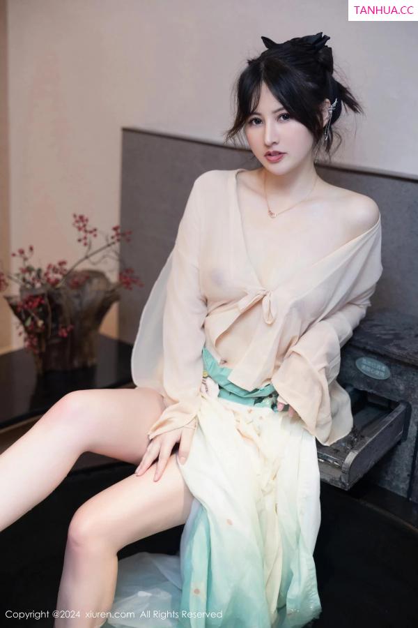 陈诗诗 诗诗 [XiuRen]高清写真图 2024.02.22 No.8128 诗诗kiki 性感美臀第62张图片